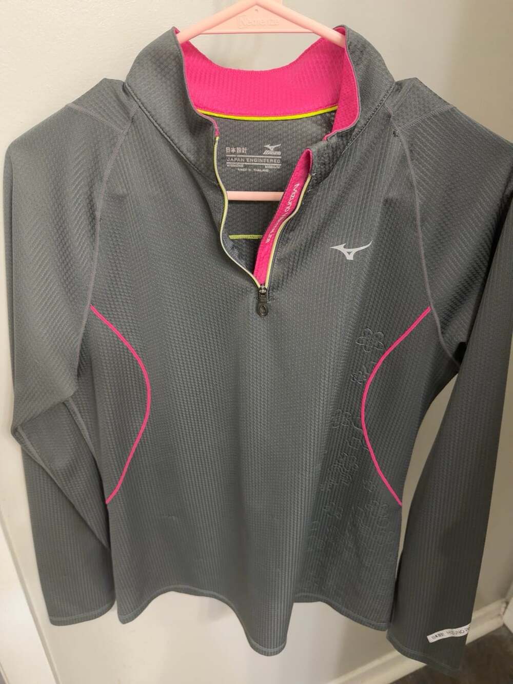 Mizuno WarmaLite Womens Medium 1/2 Zip Running Pullover Gray Pink Athletic